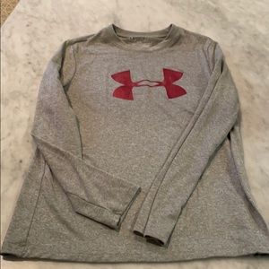 Long sleeved Under Armour shirt